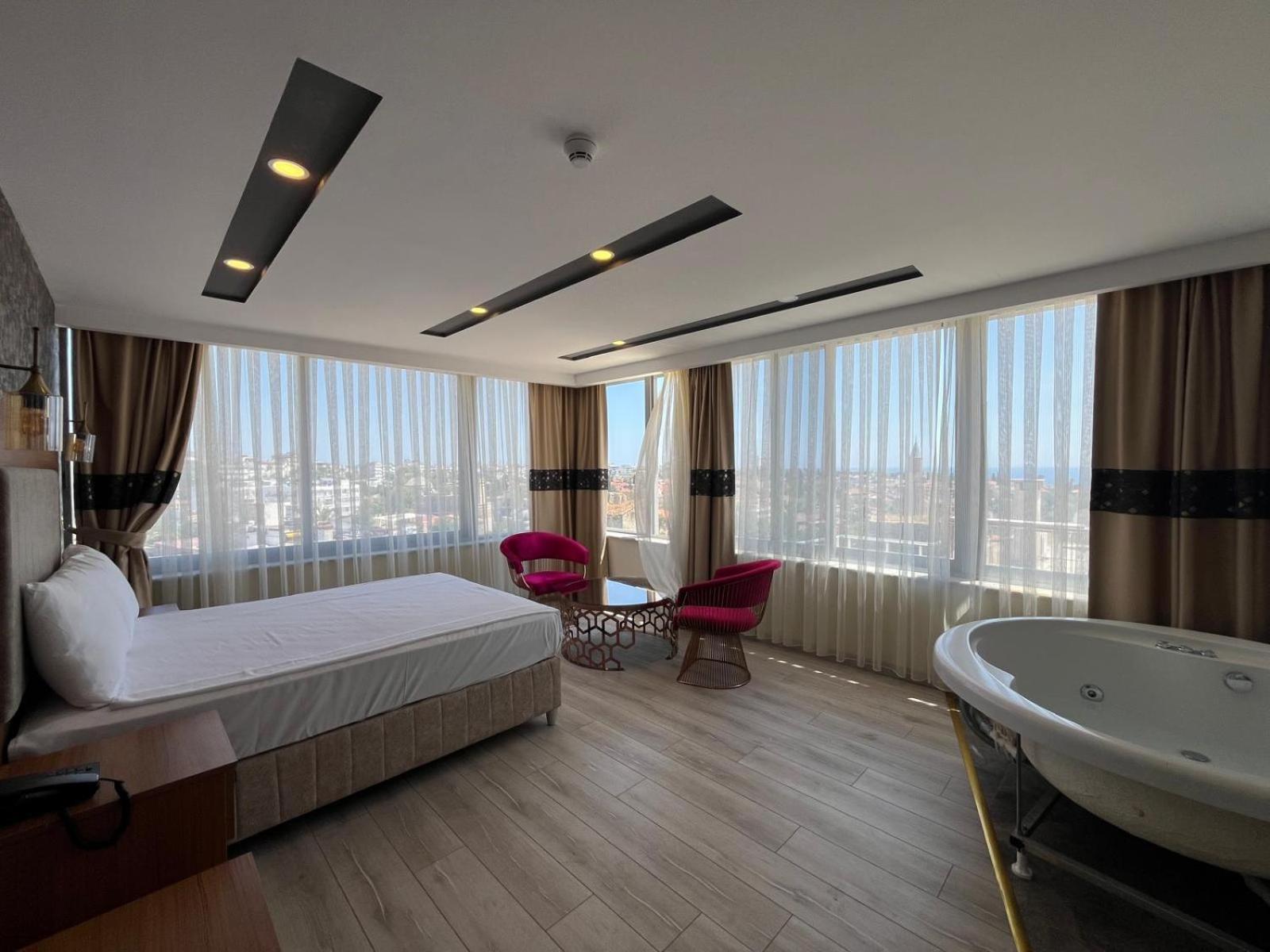 Golden Lux Hotel Antalya Buitenkant foto